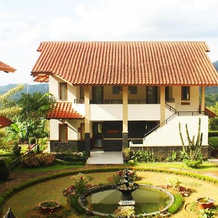 Hotel Pondok Remaja Pgi Puncak Esterno foto