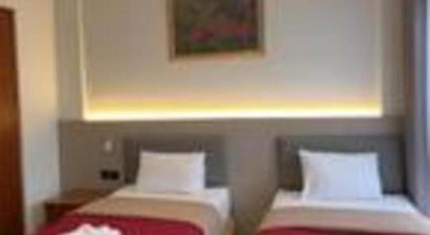 Hotel Pondok Remaja Pgi Puncak Esterno foto